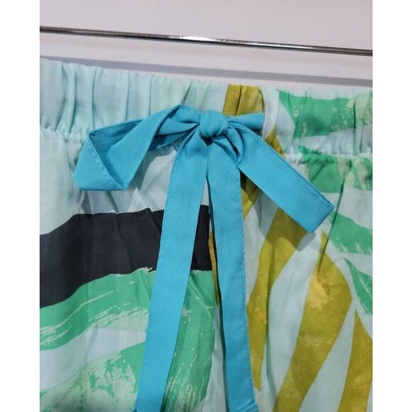 Stars Above Women's blue floral simply cool Loungewear shorts with pockets - xs - Picture 6 of 8